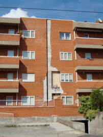 Gebäudeschaden Erdbeben L'Aquila 2009 (Bild: VKF, M. Jordi)